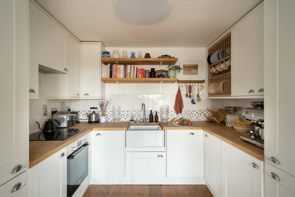 241551 - DUNDEE-WHARF-16.jpg