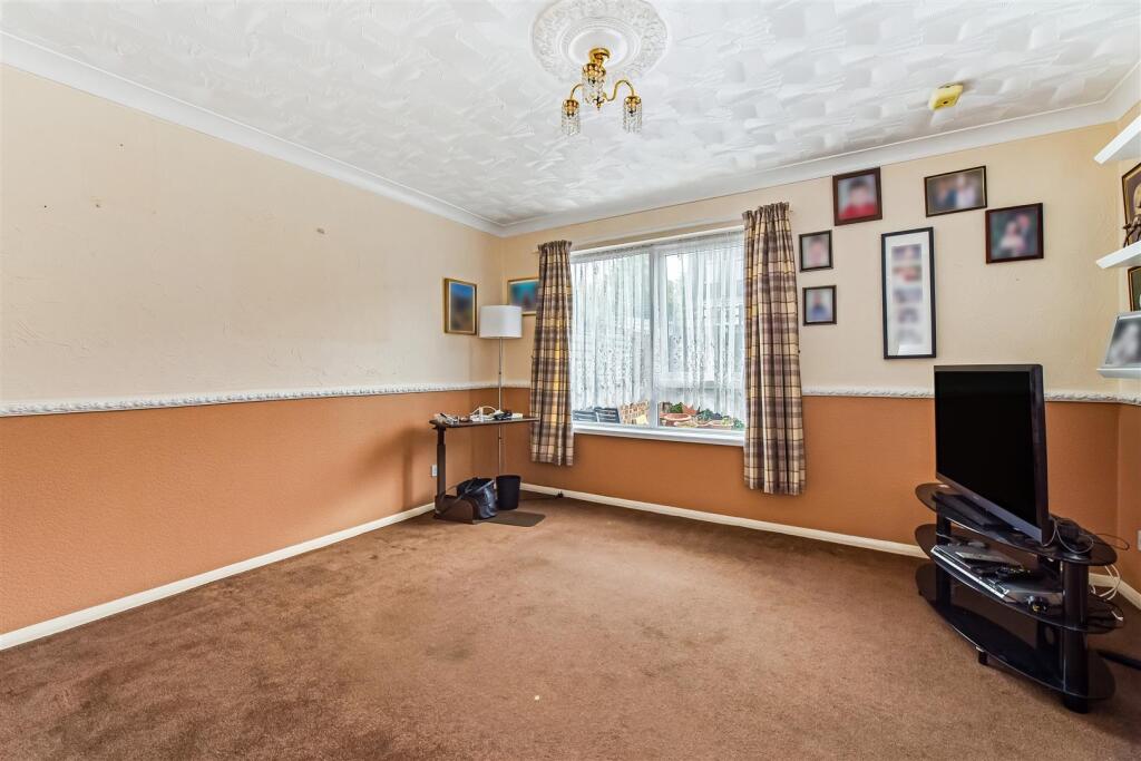 Living Room Reverse.jpg
