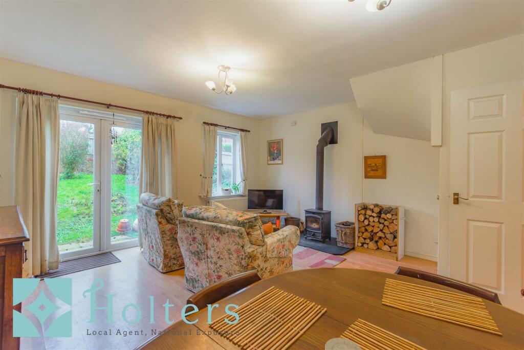 26 Dahn Drive, Ludlow-03.jpg