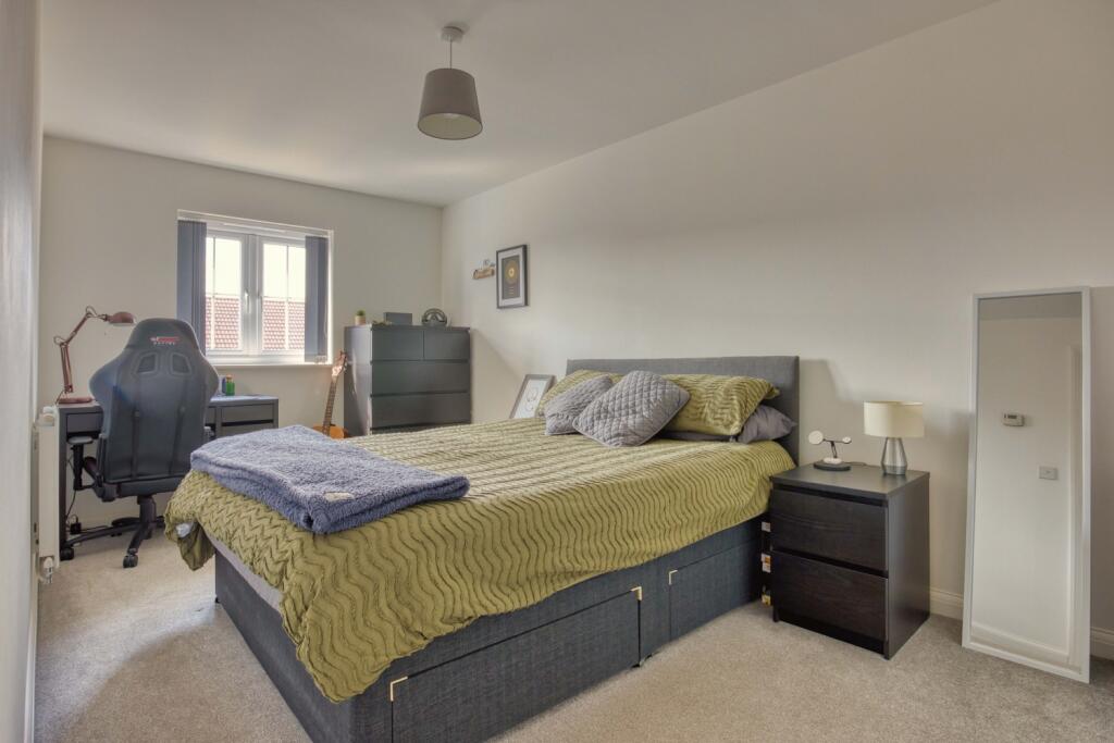 Ewemove Taunton Cheddon Close (18)