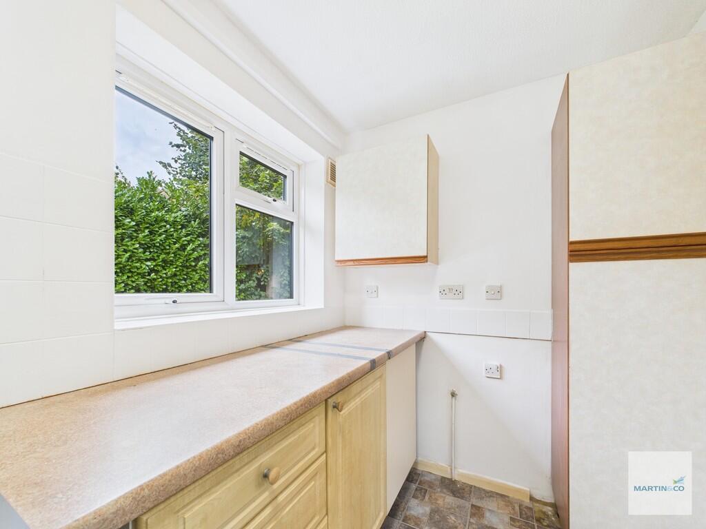 CAM03394G0-PR0370...