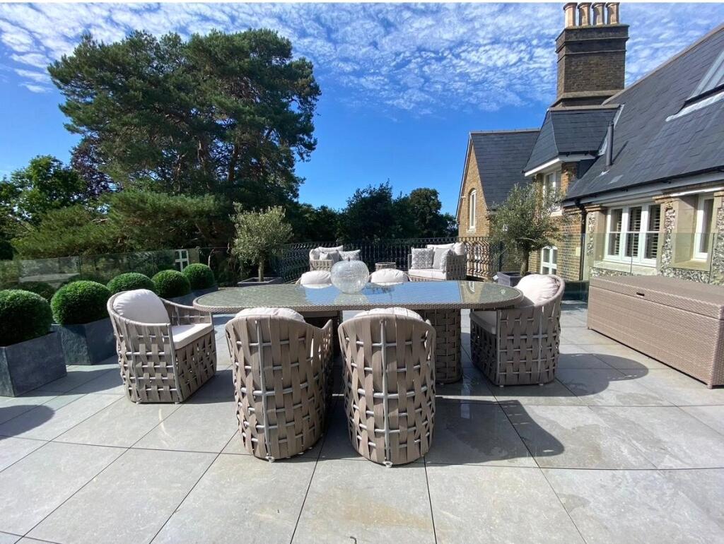 Outside Dining