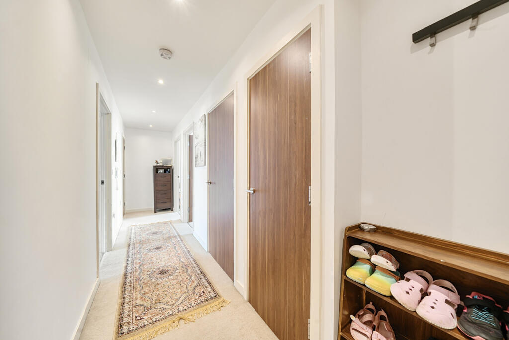 1317430-8-6876332...