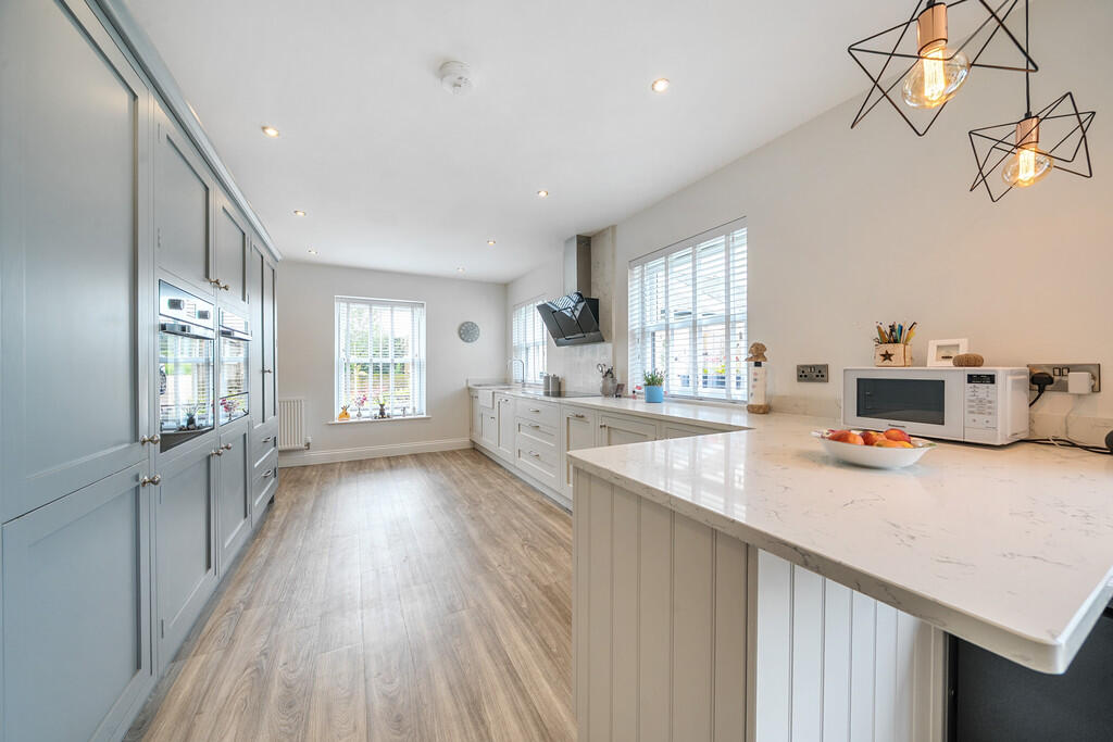 Kitchen/Dining Ro...