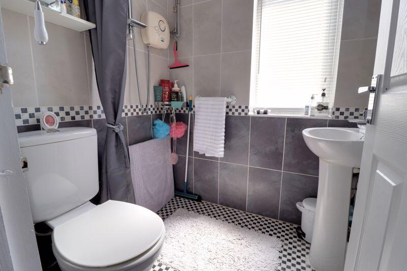 Guest W.C/Shower Room