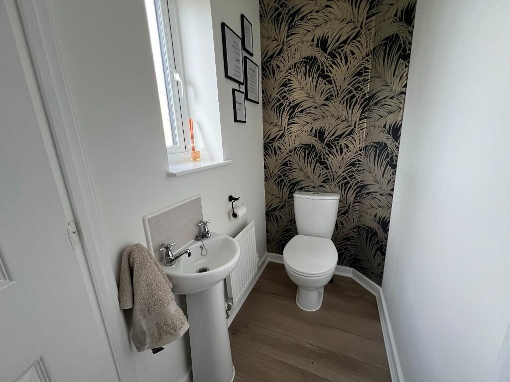 GROUND FLOOR WC