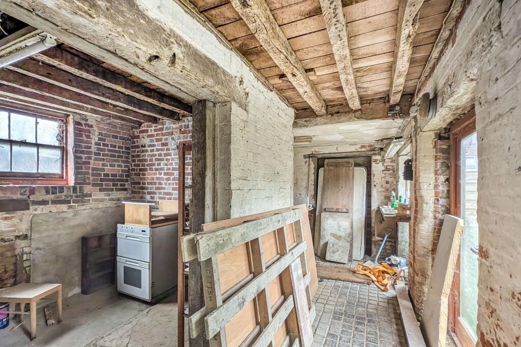Lower Birtley, Grayswood Road, Surrey, GU27 2DL