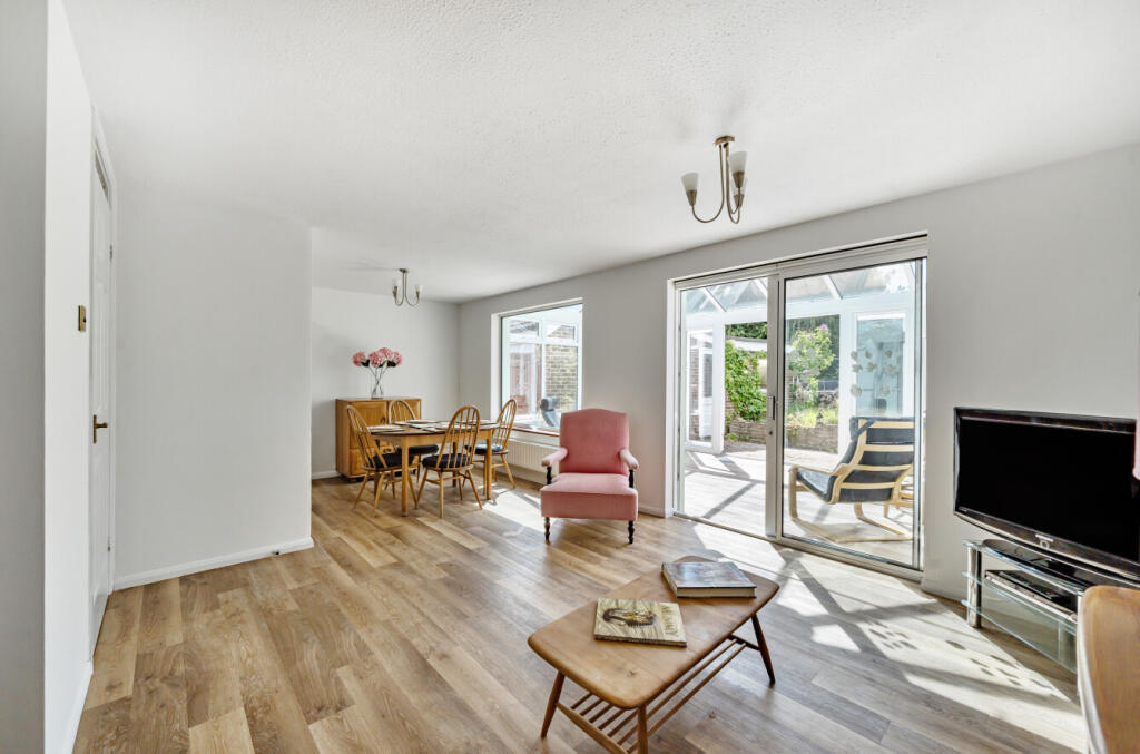 8-681a144a4b853-1...