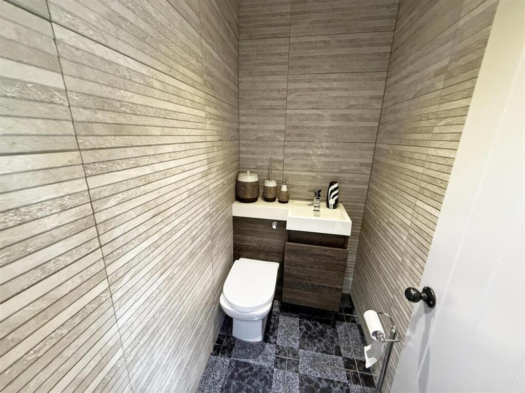 WC.jpg