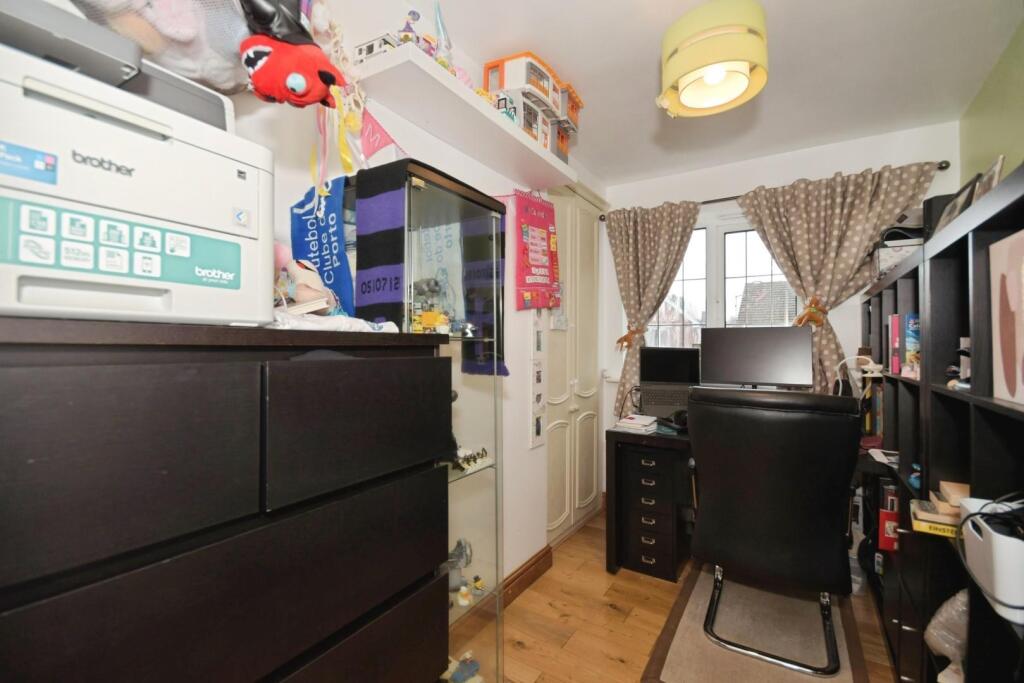 BEDROOM 3.jpg
