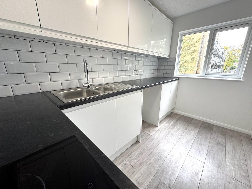 7 - Kitchen to window.jpg