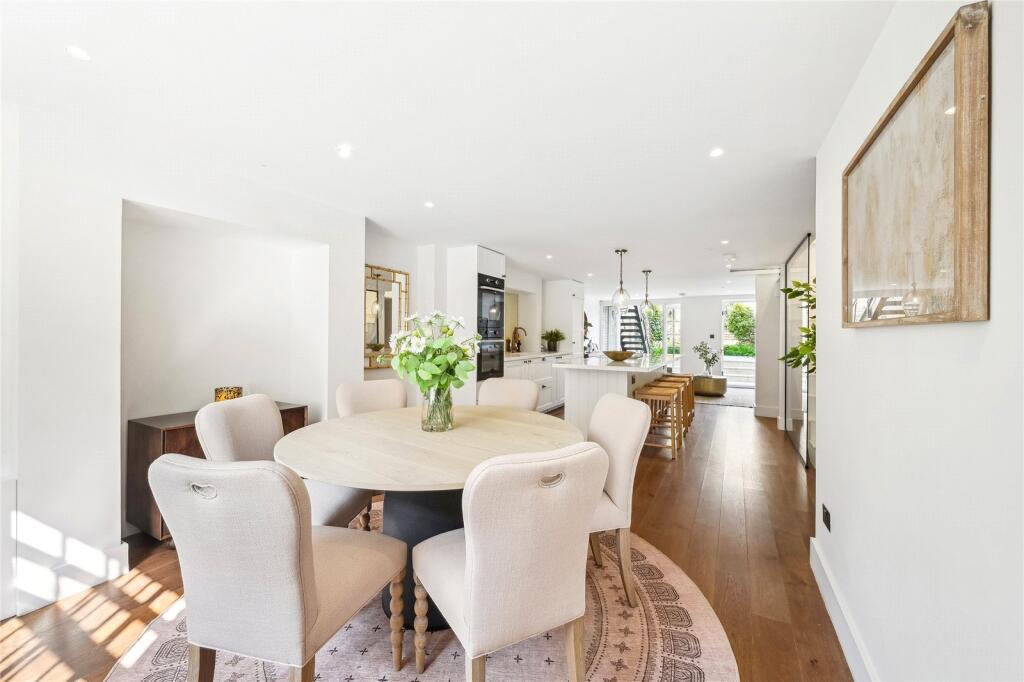 Dining/Kitchen