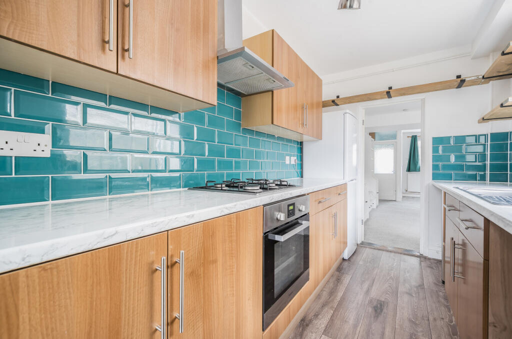 1369577-15-68ee2f...