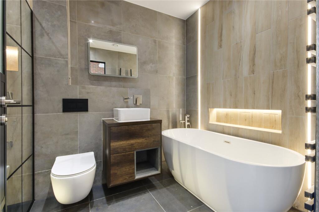 Plot 3 Bathroom