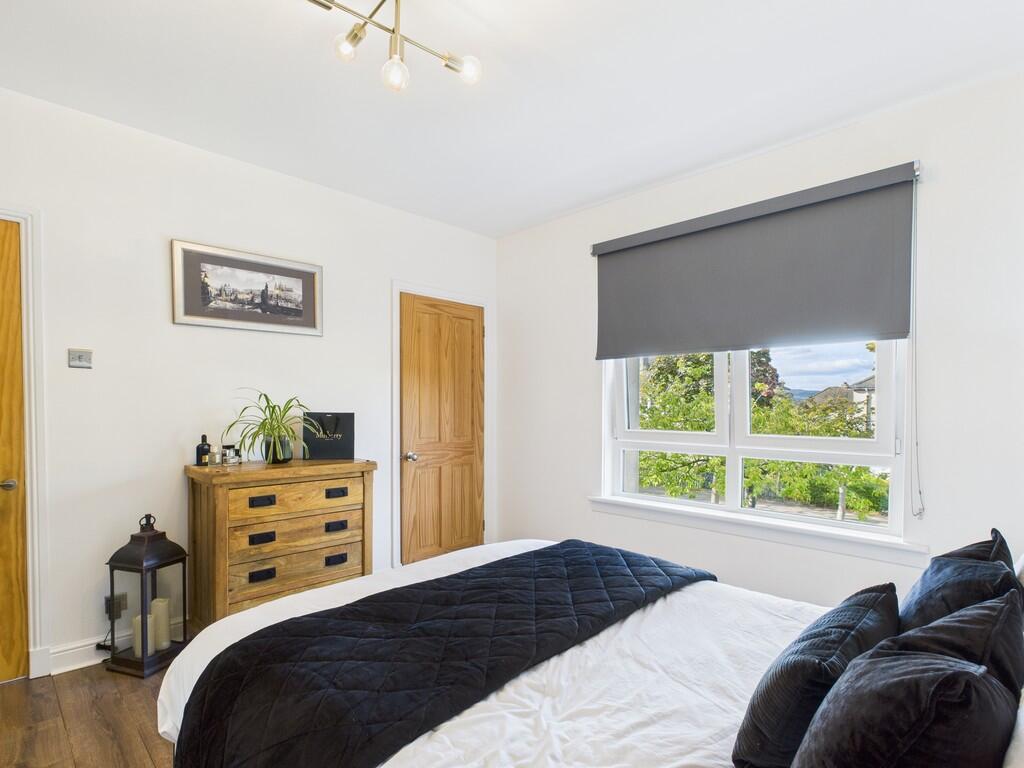 CAM05526G0-PR0038...