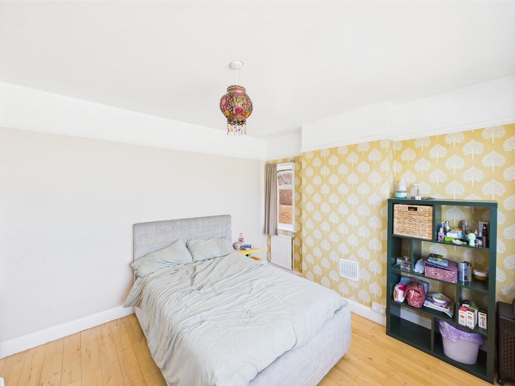 CAM04578G0-PR0012...