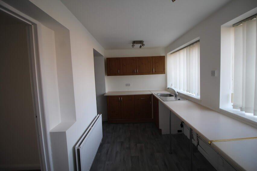 16DB1AA6-BFB3-494E-9