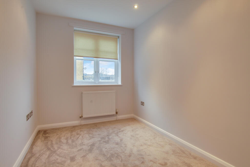 4.bedroom.jpg