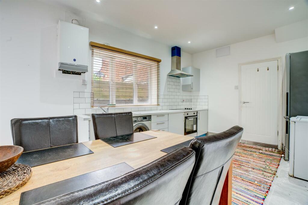 Romilly Road, Hern Crabtree (9).jpg