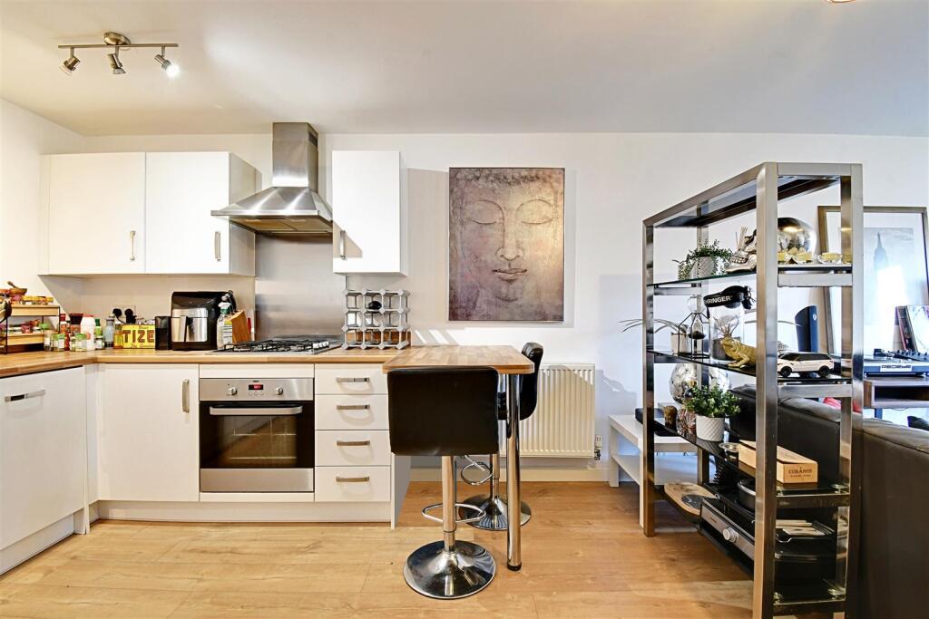 Kitchen-2-5.jpg