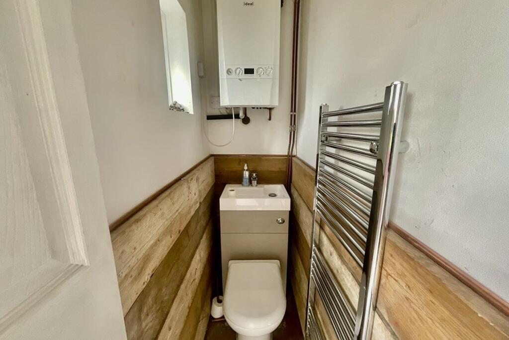 Downstairs WC 