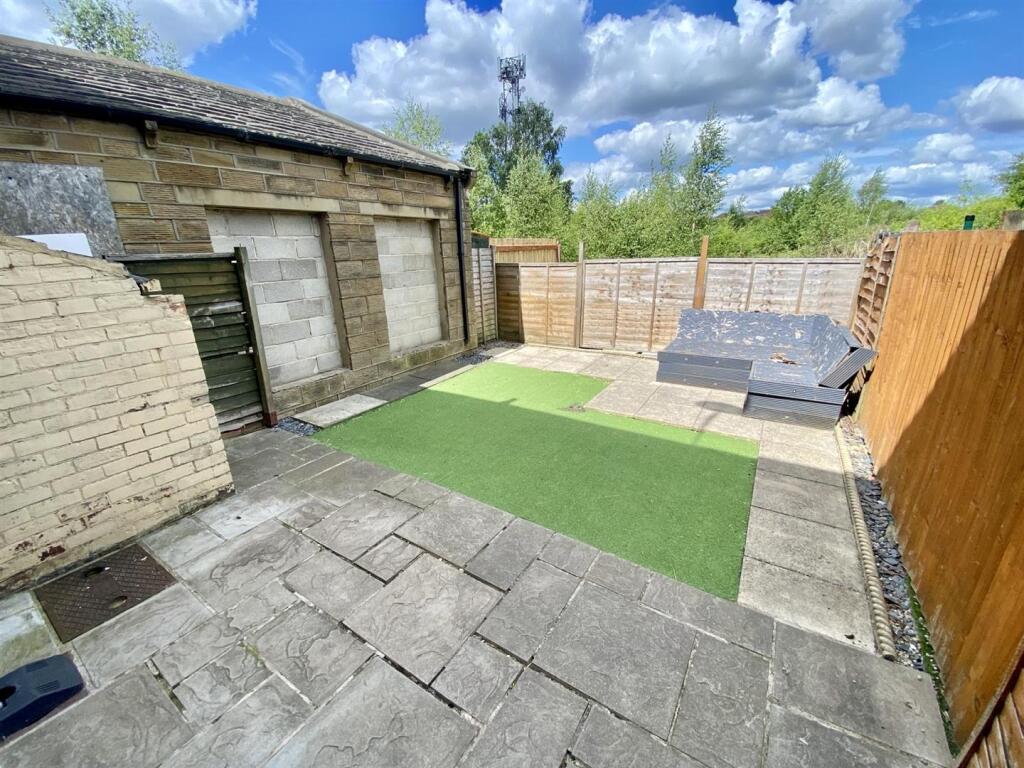 Bramleys Estate Agents - Old Bank Road - Mirfield 