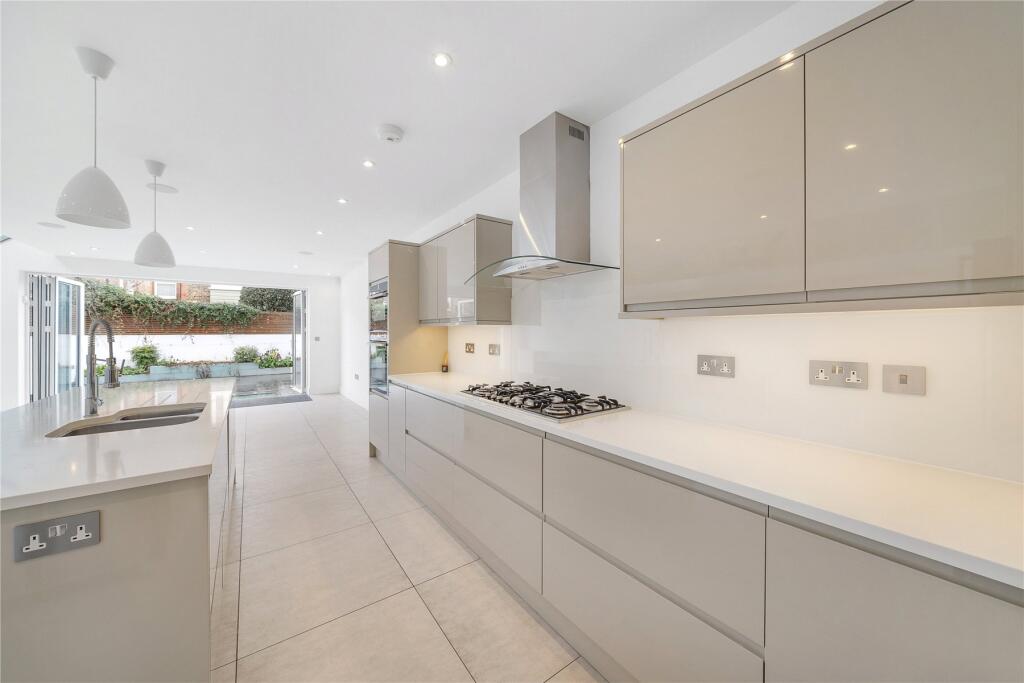 Picture No. 09