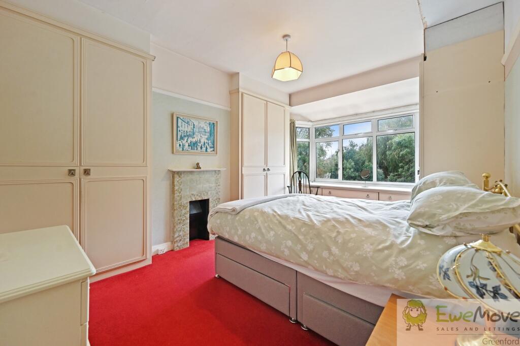 RCEWEMOVE- 435 whitton avenue- bedroom 3 (1)