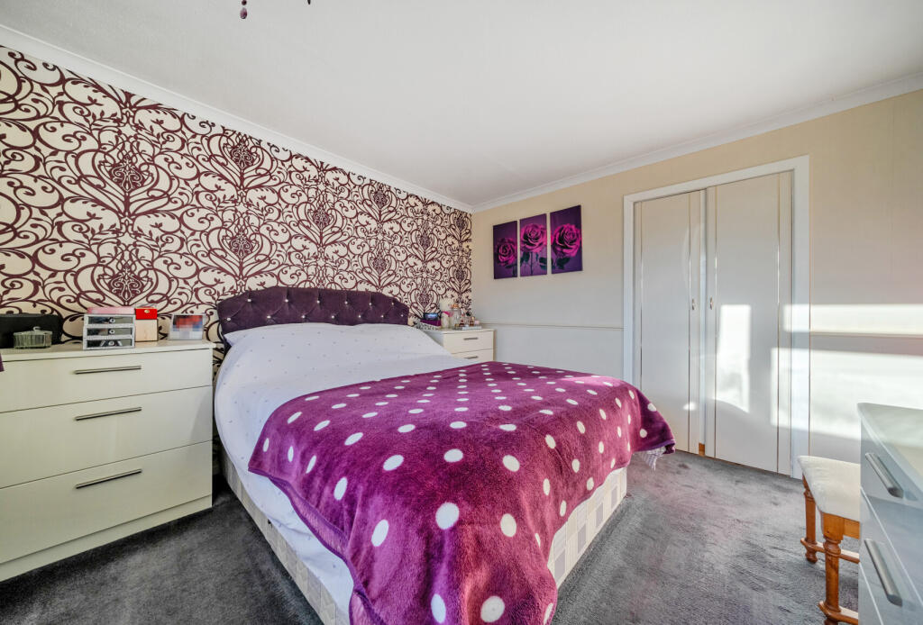 1388995-5-695bc6d...