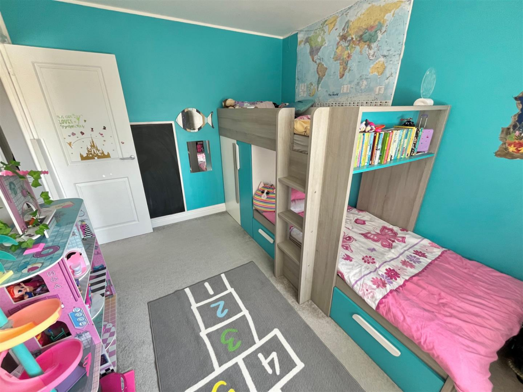Bedroom 2 Aspect 2
