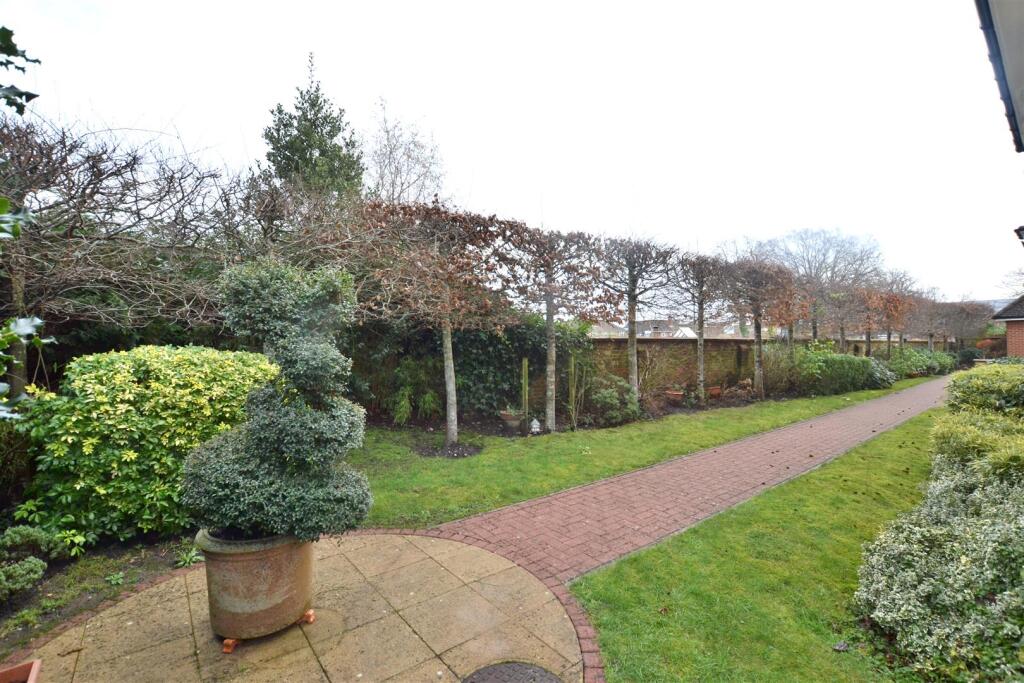 Communal Gardens 2.JPG