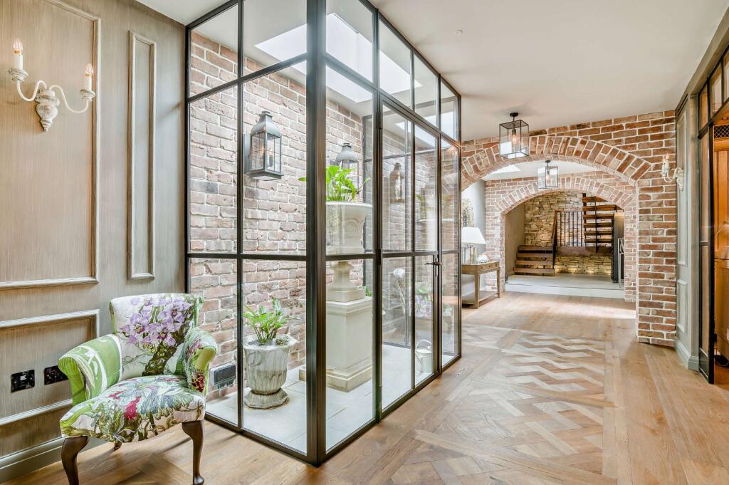 Lightwell Garden