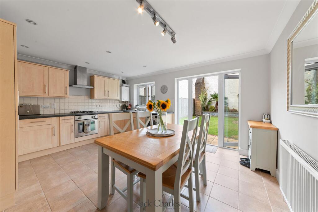 9 Wincliff Road_-17.jpg