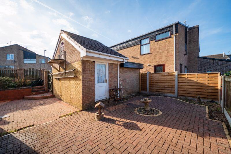 Wraparound Outdoor Space