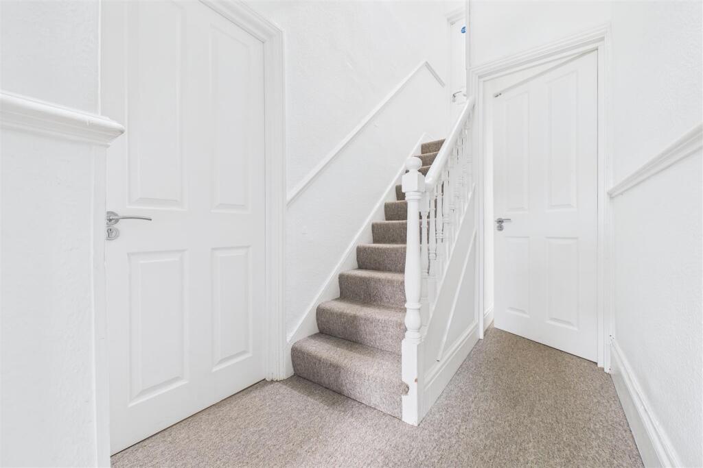 6 Osborne Villas, Kingsdown, Bristol BS2 8BP | Fre