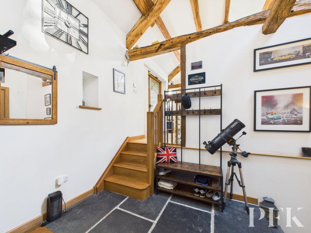 Low Fold Barn - Entrance Hall