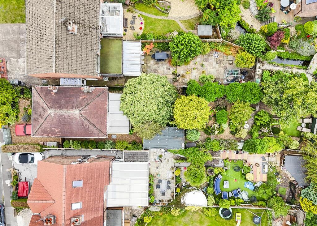 dji_20250812113058_0202_d-dji_20250812113058_0206_