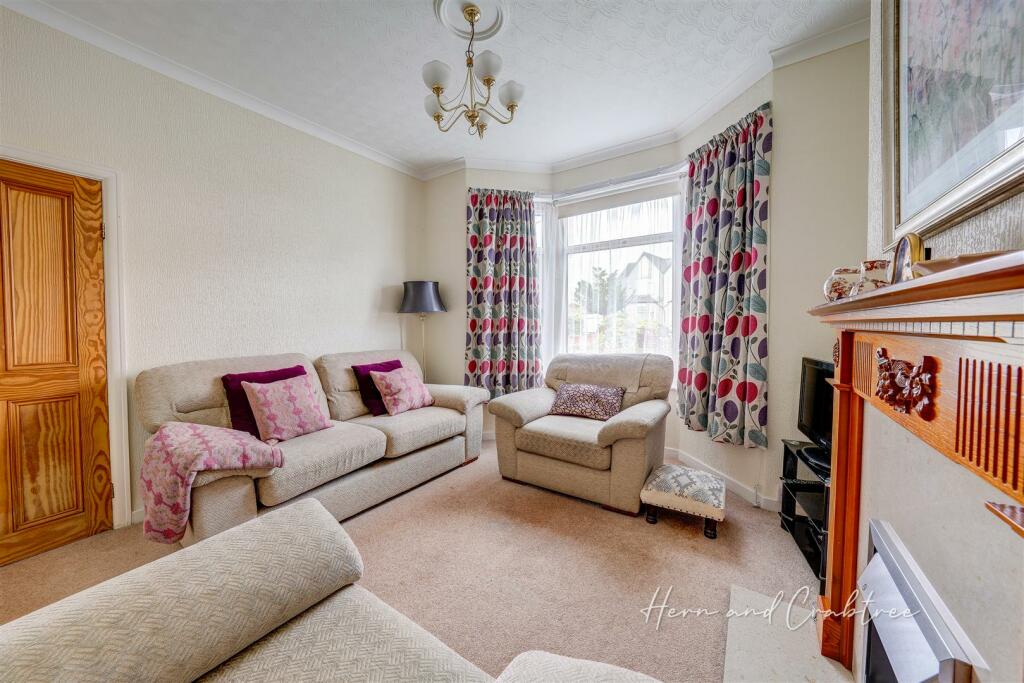 Ty Mawr Avenue, Rumney, HernCrabtree (3).jpg