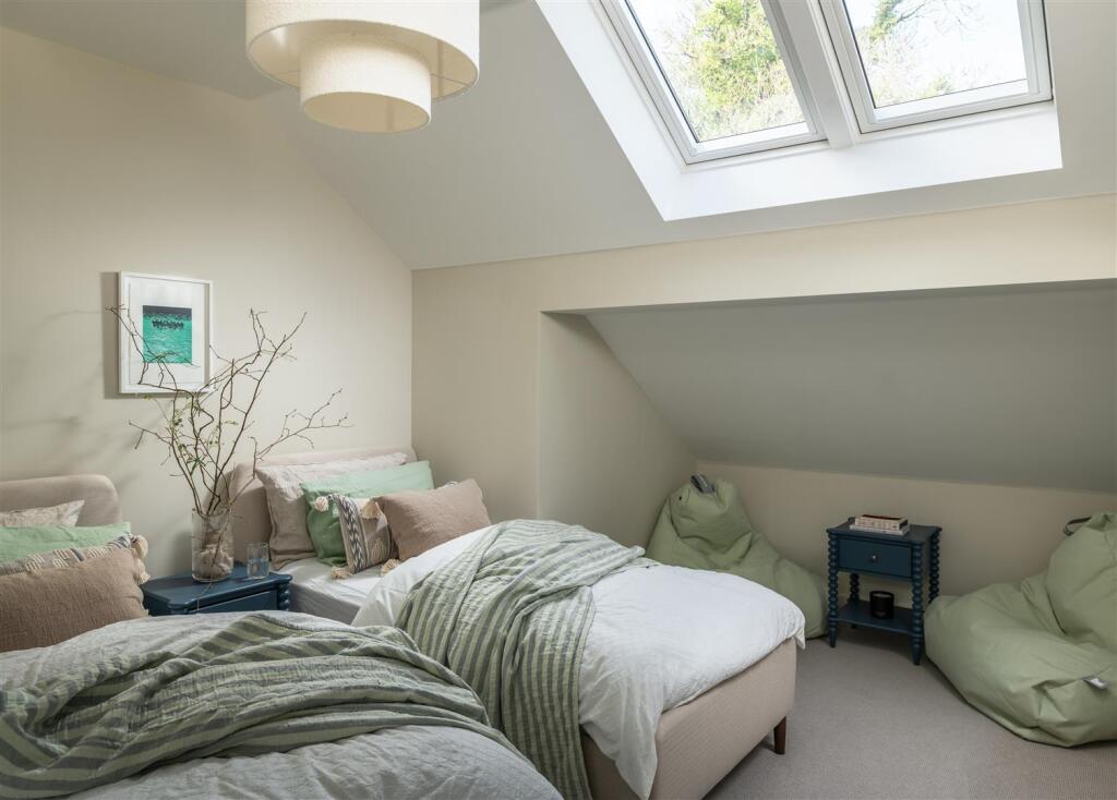 Double Bedroom