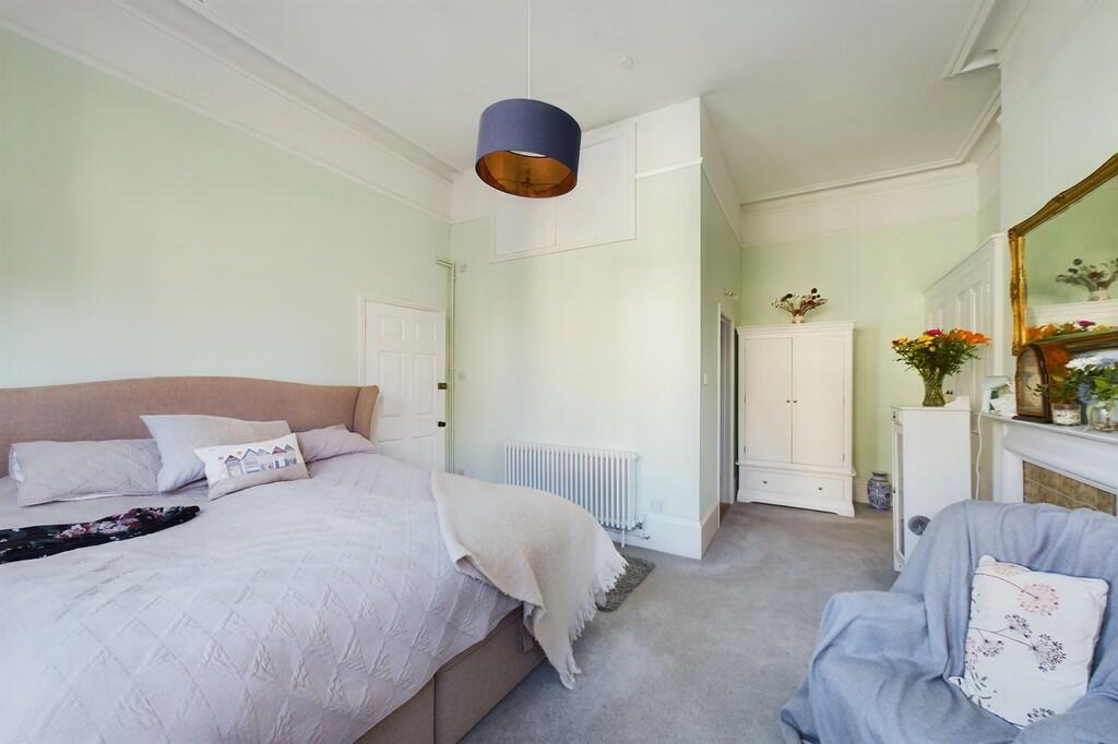 CAM01085G0-PR0460...