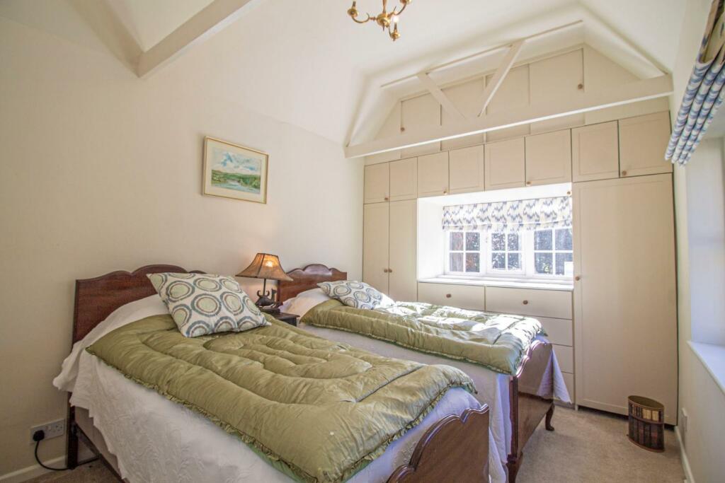 Potash Farmhouse Cottage [Bedroom Two] 01.jpg