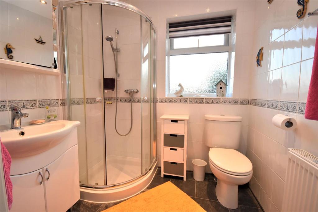 Shower Room.JPG
