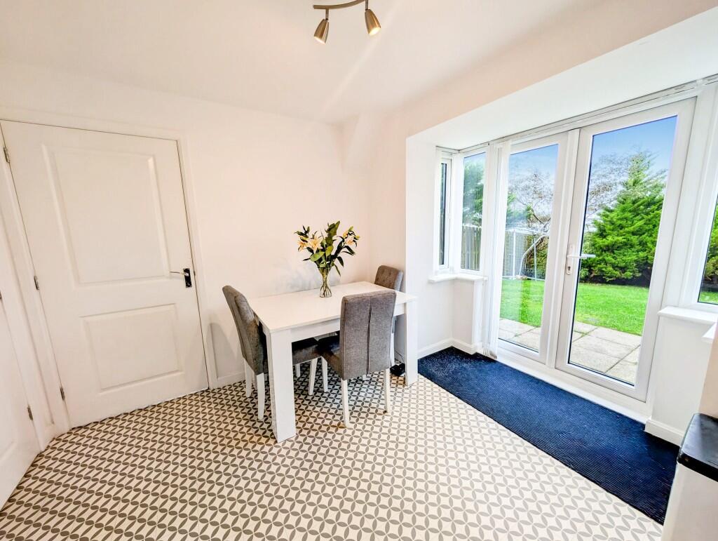 DINING SPACE