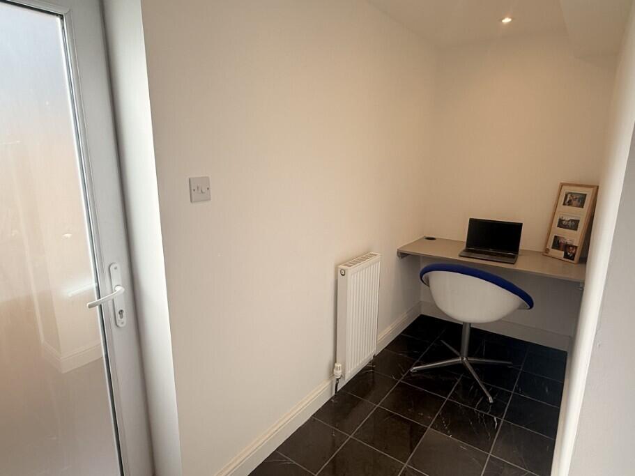 Office/Utility Pic 1