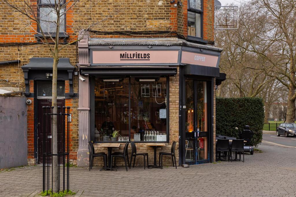 Lea Bridge Road