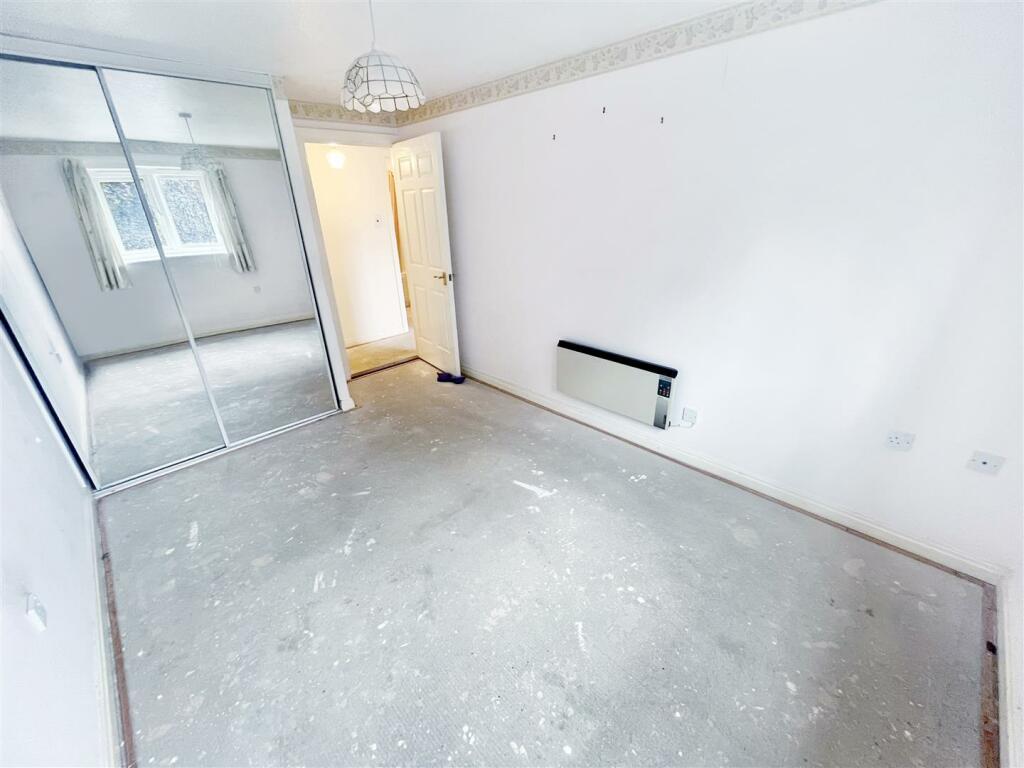Bedroom 1 Aspect 2