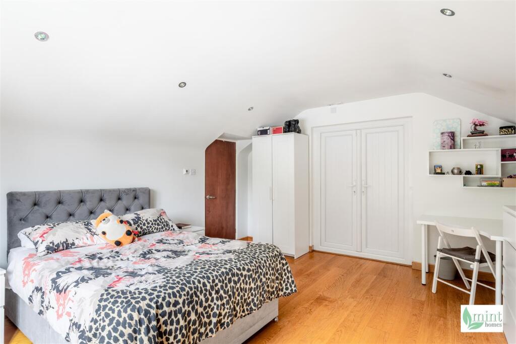 Watermarked - The Sheiling, Pond Road-26.jpg