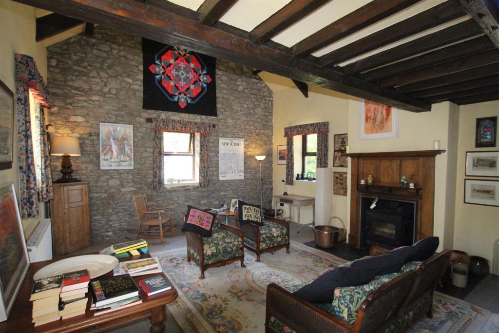 living room.JPG