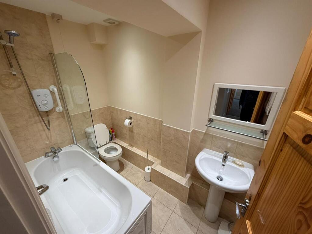 WhatsApp Image 2025-10-23 at 09.57.16_c0ecf548.jpg