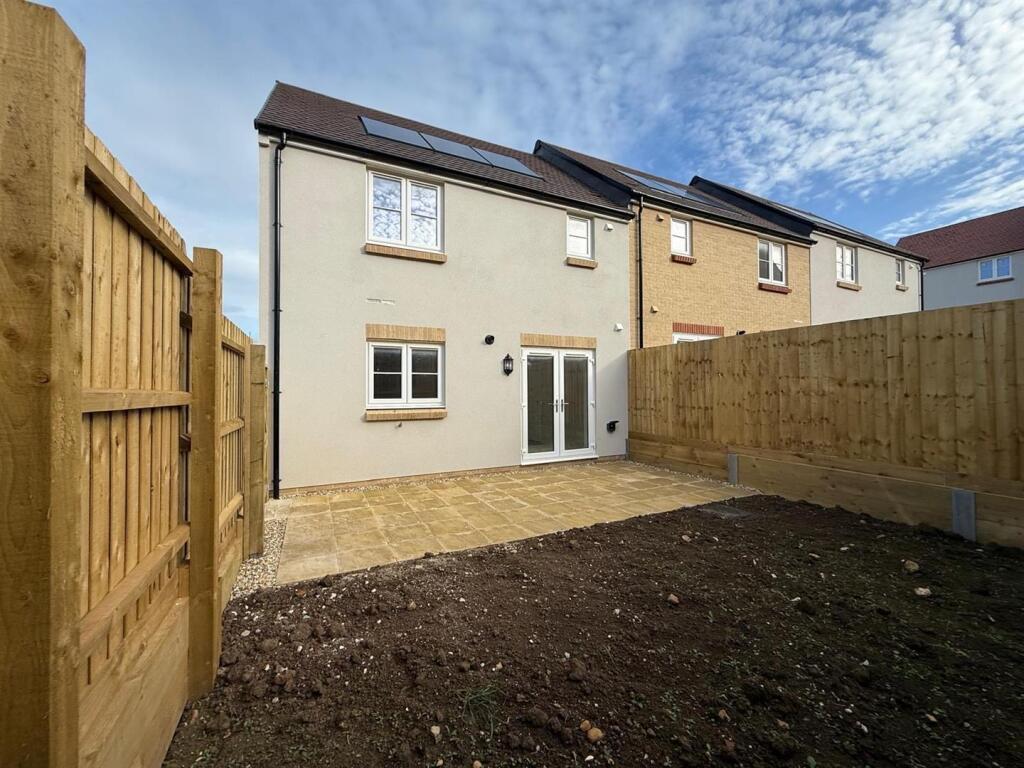 Plot 364 rear.jpeg